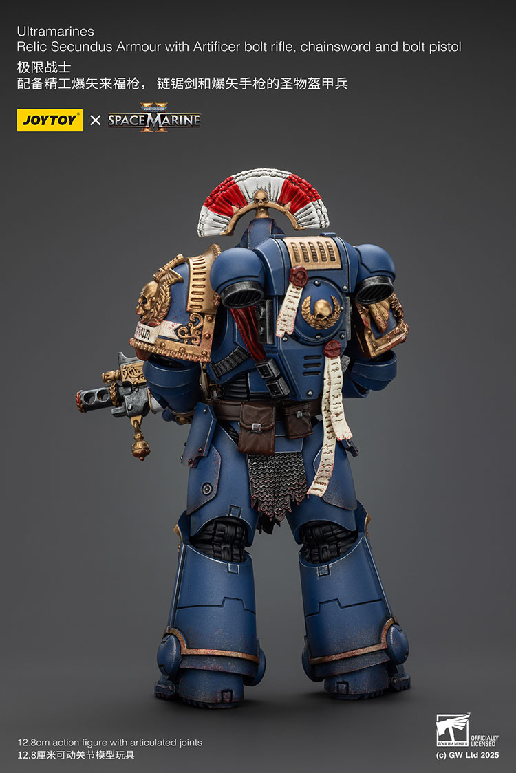 Ultramarines Relic Secundus Armour with Artificer bolt rifle, chainsword and bolt pistol - view 4
